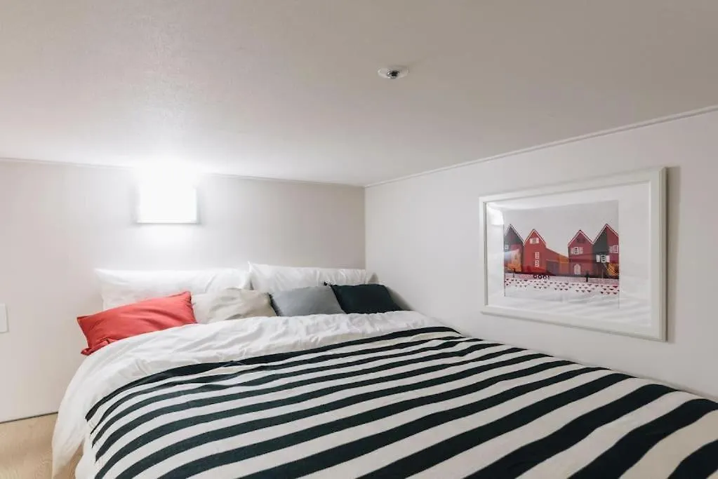 Lake View Loft Jamsil Seoul 0*,